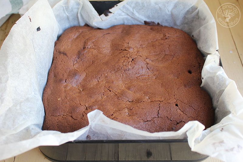 Brownie-de-chocolate-y-nueces-receta-(18)