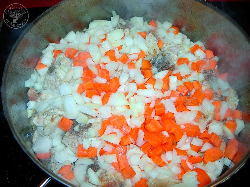 Pollo con zanahorias receta