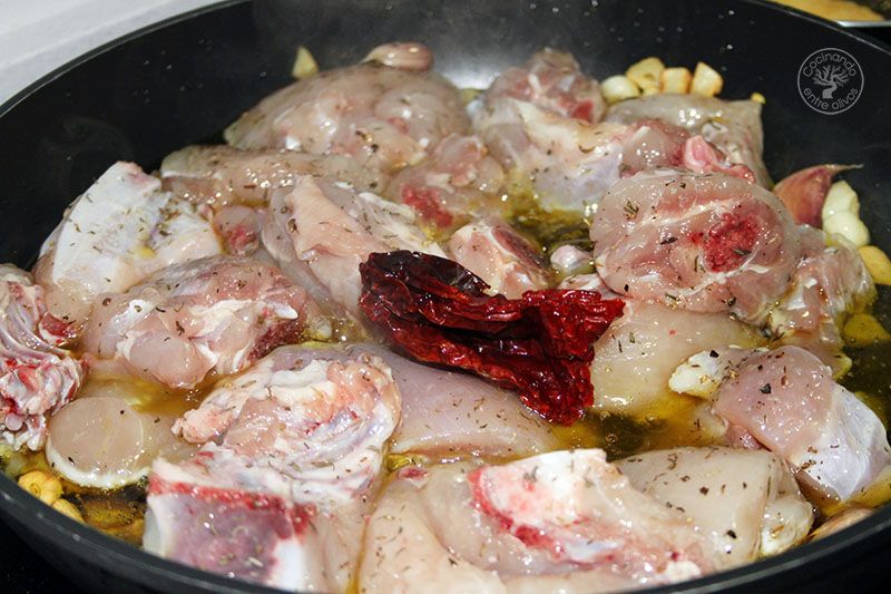 Pollo al ajillo receta Cocinando entre olivos (4)