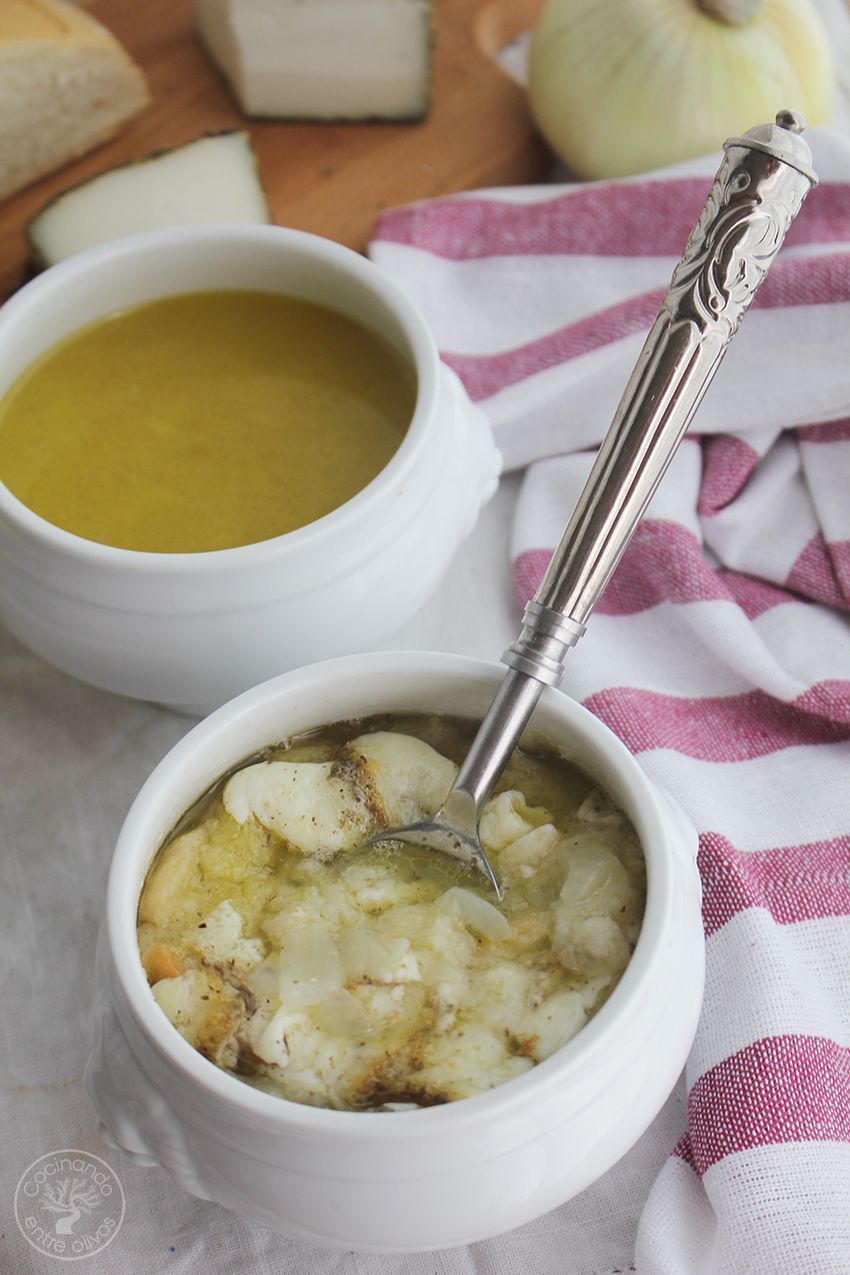 Sopa de cebolla en Thermomix - Cocinando Entre Olivos