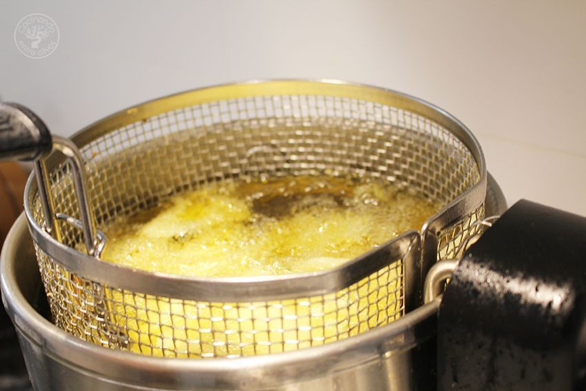 Rollo de tortilla de patatas con jamon serrano y queso (3)