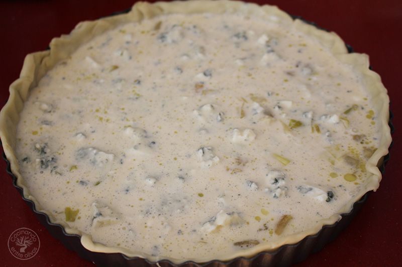 Tarta salada de peras, queso azul y puerros (19)