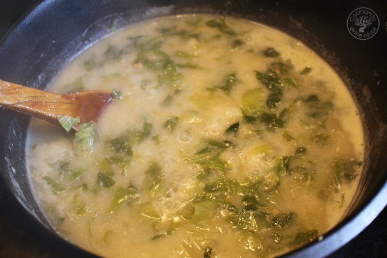 Sopa de escarola, receta de invierno tradicional de Granada