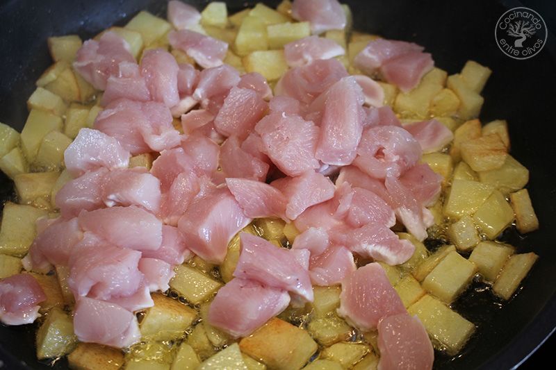 Guisantes con pollo y patatas (9)
