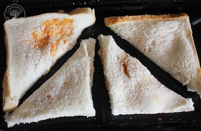 Empanadillas-de-pan-de-molde-en-sandwichera-(14)