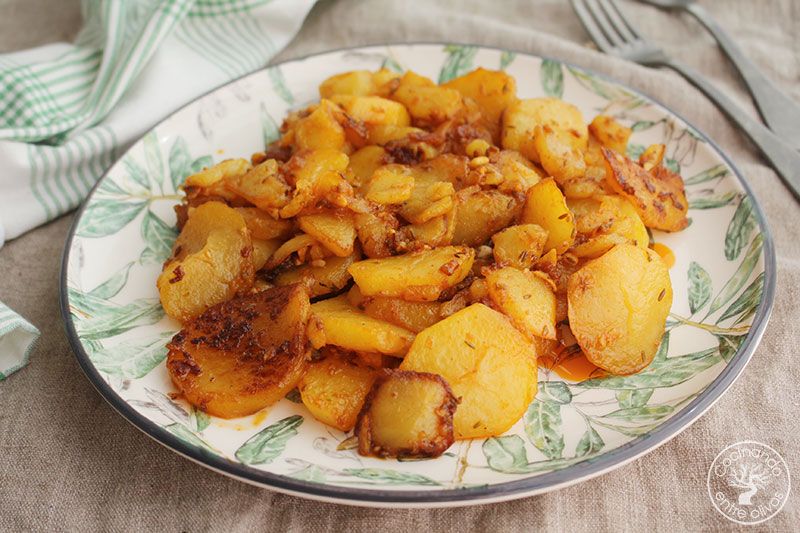Patatas al ajillo pastor receta de Jaén