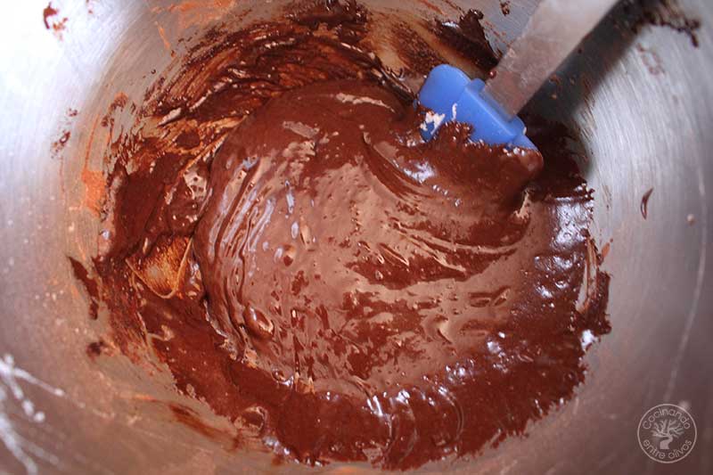 Bizcocho de chocolate en microondas