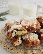 Bollitos De Leche Con Aove Aceite De Oliva Virgen Extra Y Pepitas De Chocolate Cocinando