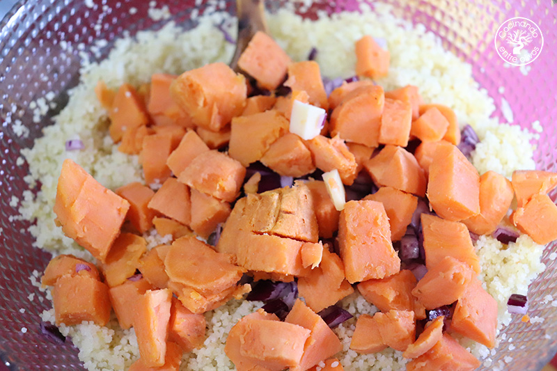 Ensalada de cous cous con batata y nueces