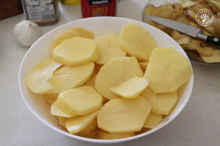 Patatas al oreganillo