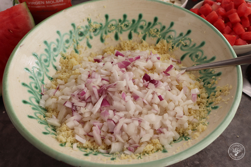 Ensalada de cous cous con sandia y queso fresco