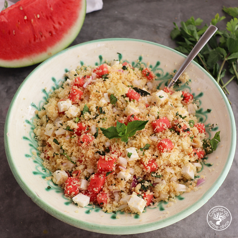 Ensalada de cous cous con sandia y queso fresco